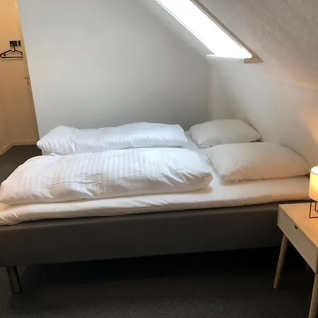 Apartment Go Sleep *